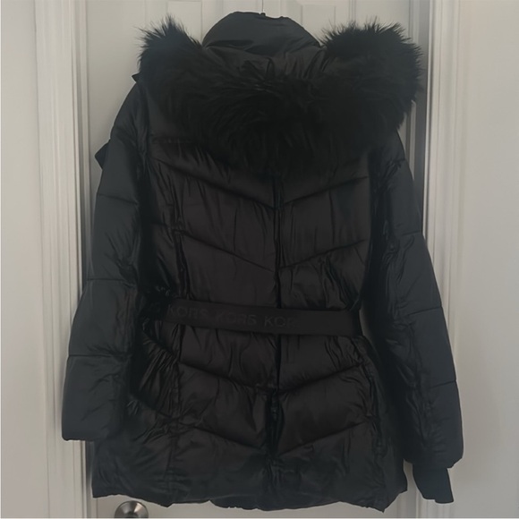 MICHAEL KORS Faux Fur Trim Quilted Puffer Coat - Black - Picture 4 of 5